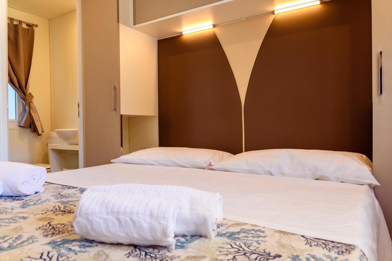 Camping La Scogliera Santa Cesarea Terme Eksteriør billede
